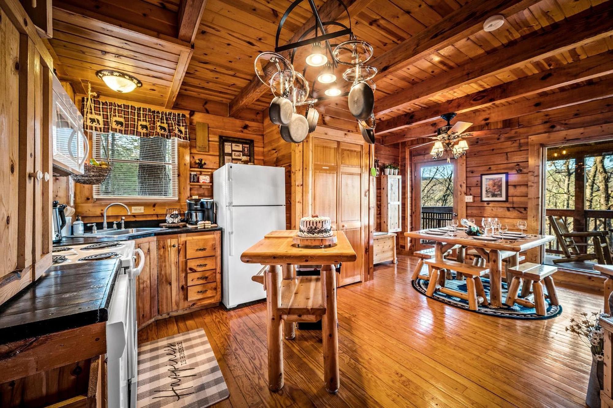 Cabin In A Gated Resort With Seasonal Resort Pool Pigeon Forge Exterior photo